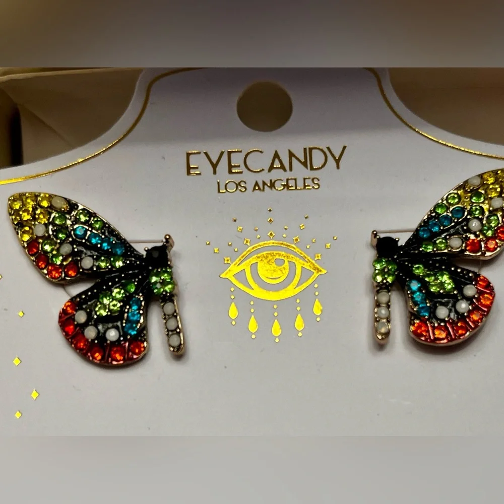 💋 Eye Candy Luxe NWT & box butterfly stud pierced earrings - cute!
